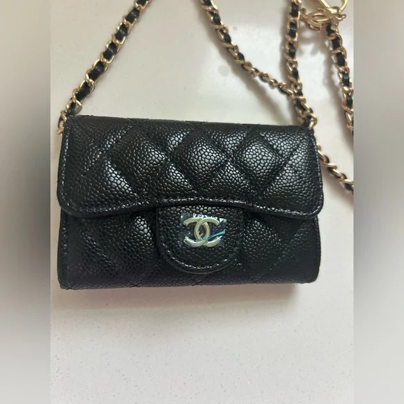 Mini Black WOC - Picture 8 of 9